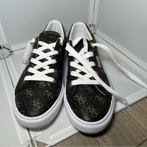 Guess Womens Size 9.5 Tennis Shoes Brown Loven 3, GWLOVEN3 Brown - Picture 1 of 8